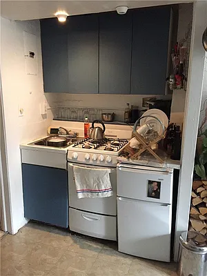 Rented by Triumph Property Group | media 16