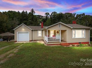 1813 Kingsley Dr, Albemarle, NC 28001