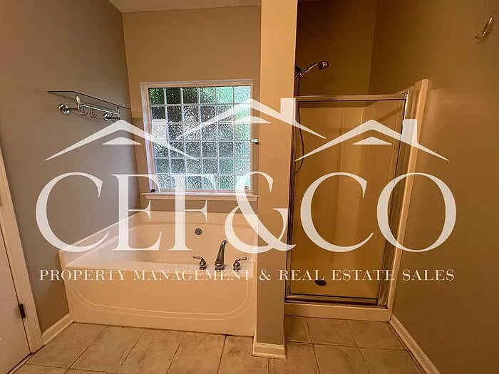 729 Lanyon Ln — Photo 18