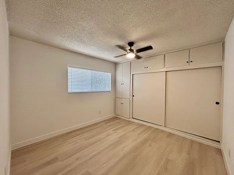 2126 W 182nd St #1 — Photo 11