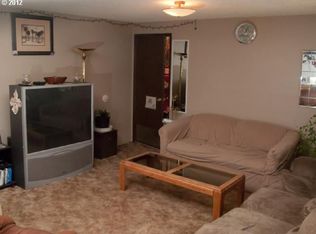 1980 N 10th St, Coos Bay, OR 97420