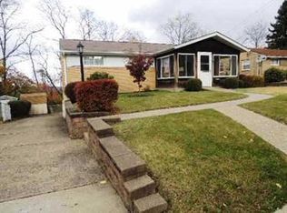 236 Erhardt Dr, Pittsburgh, PA 15235