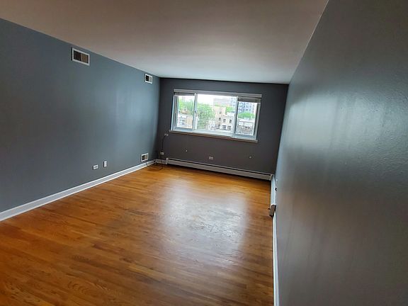4th image of 515 W Wrightwood Ave APT 516