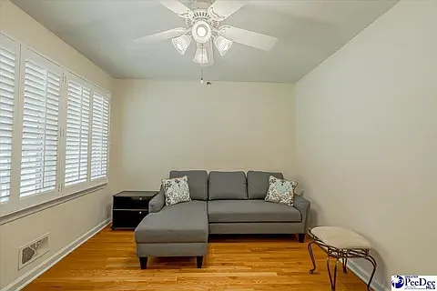 2633 Pineland Cir — Photo 2