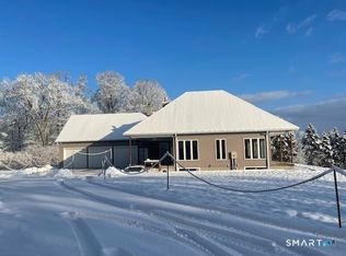 15R Clark Road, Durham, CT 06422