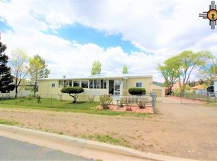 126 E 7th St, Raton, NM 87740