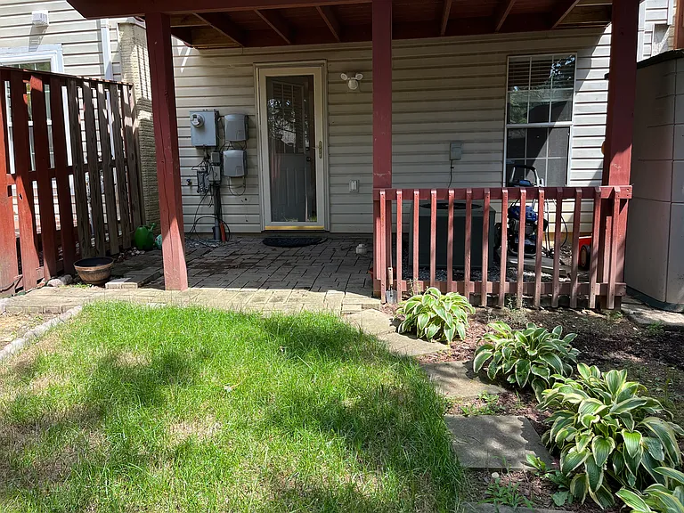 6213 Abbottsbury Row — Photo 30