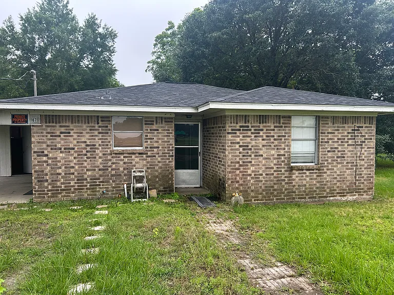 107 Cypress St — Photo 11