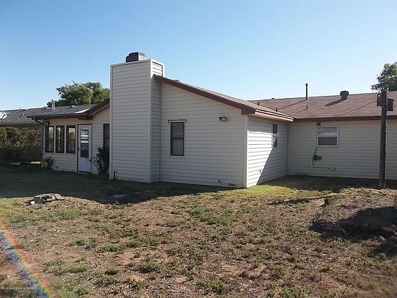4th image of 2033 Dahlia St