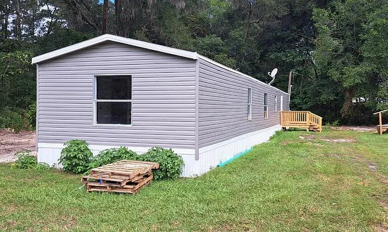 5100 NW Gainesville Rd #13 — Photo 4