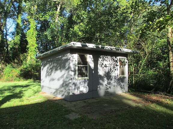 Storage shed