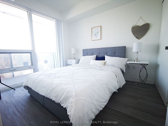 5th image of 55 Cooper St #3002