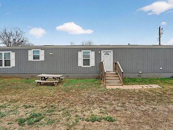 4th image of 16 4th St