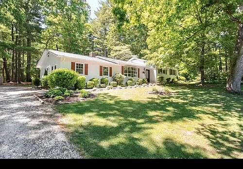 1 Wyoke Rd Photo 1