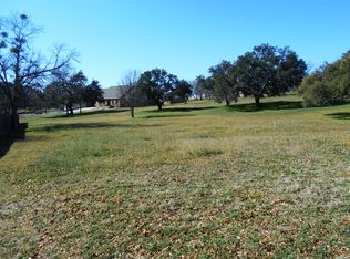 103 Llano Oaks Dr, Llano, TX 78643