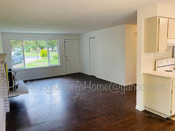 4th image of 5307 66th Ave SE #B
