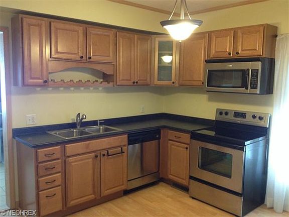 3rd image of 518 Fair Ave NW