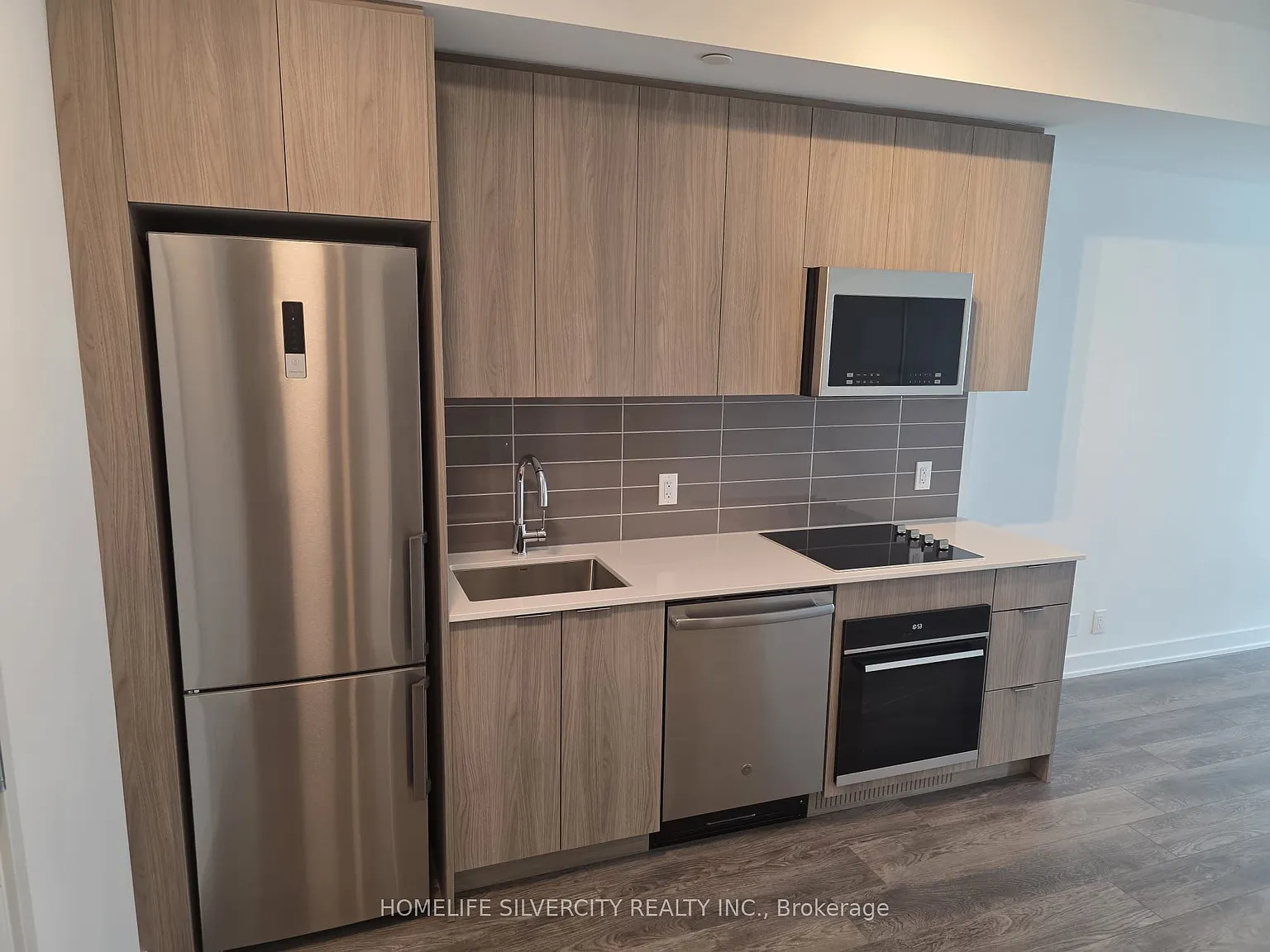 1 bed, $2,300 — Photo 1