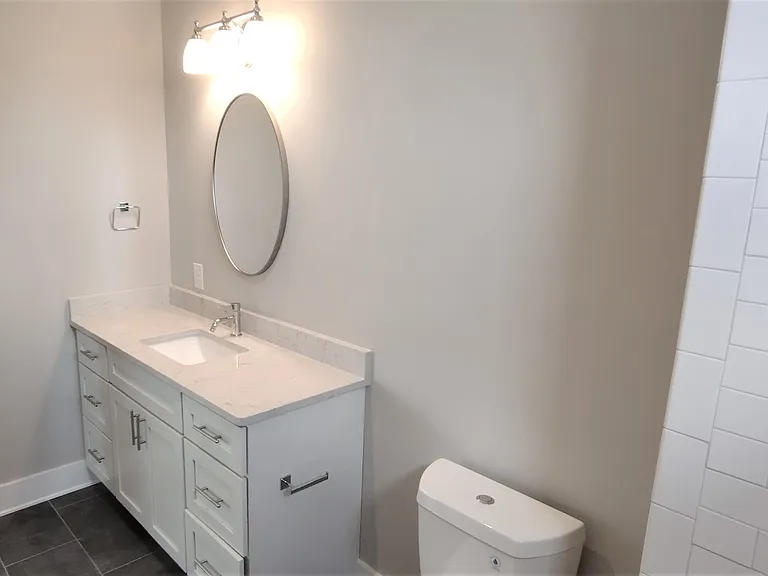 307 S 11th St #202 — Photo 5