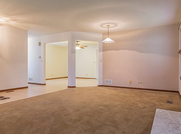 3rd image of 506 Burke Dr