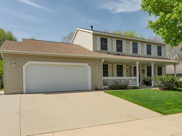 900 Rocky Creek Dr NE, Rochester, MN 55906