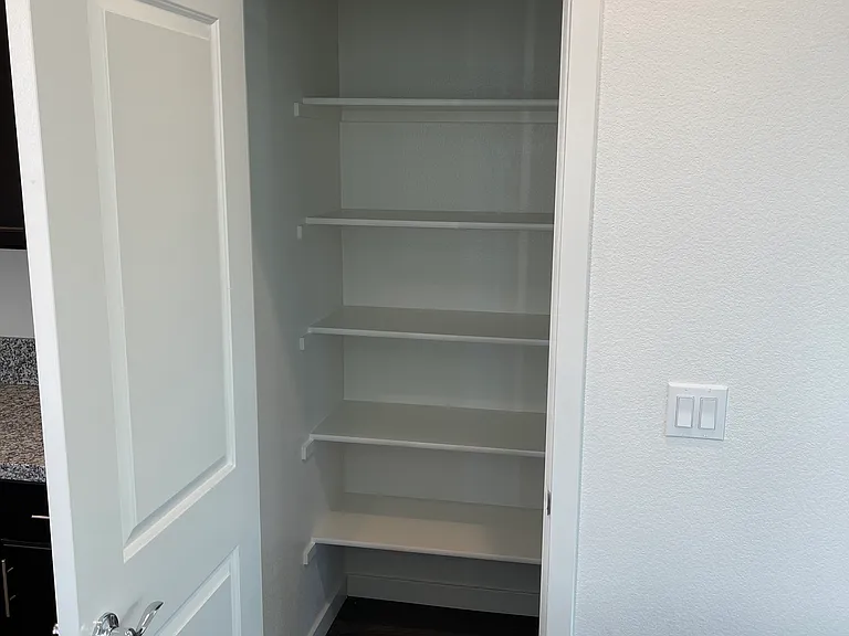 129 Sophia Ct — Photo 6
