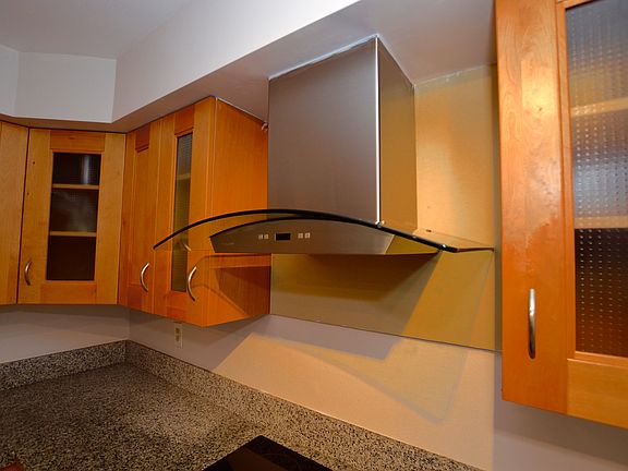 5th image of 9735 NW 52nd St APT 204