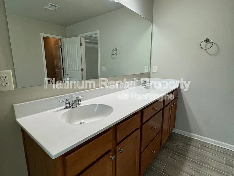 5115 Roseman Trl — Photo 19
