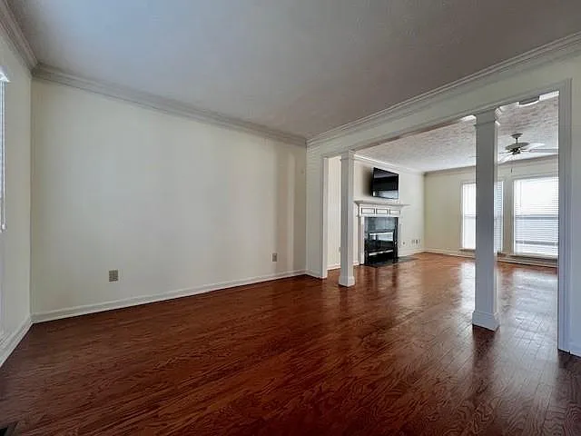 930 Cedar Bluff Trl SW — Photo 4