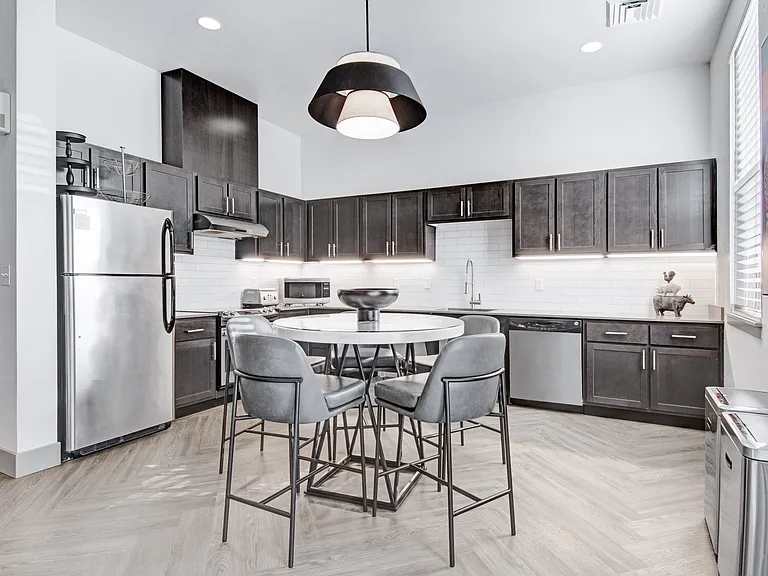 River Ridge — Photo 21