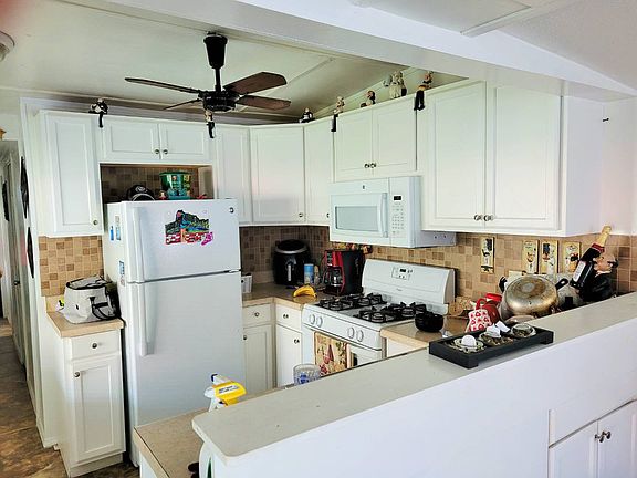 4th image of 915 Lenore Ave
