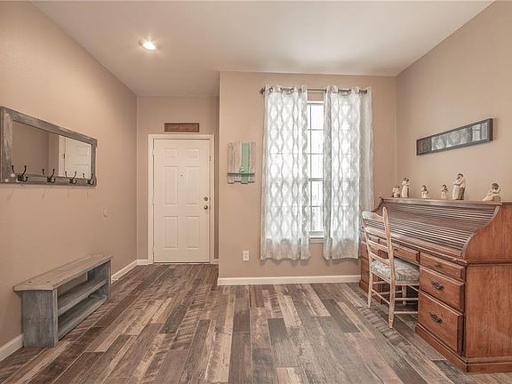 5th image of 1386 Kingston Pl