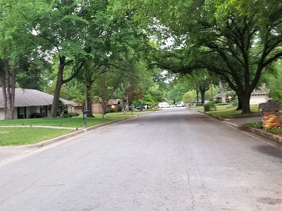5th image of 6105 Huntington Dr