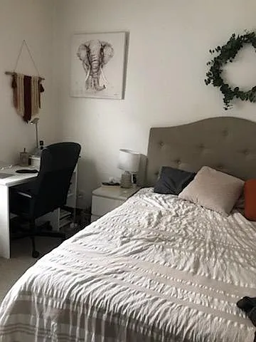 2509 E Stratford Ct — Photo 11