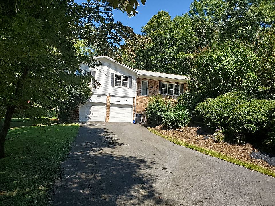 1st image of 3010 Forest Ave NW