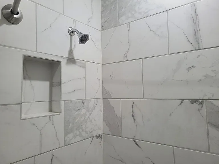 320 Caleb Ct — Photo 12