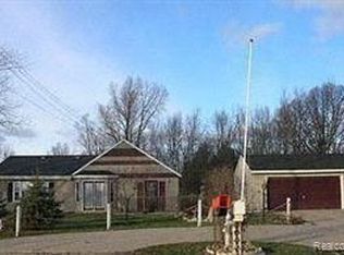 9701 E Bennington Rd, Durand, MI 48429
