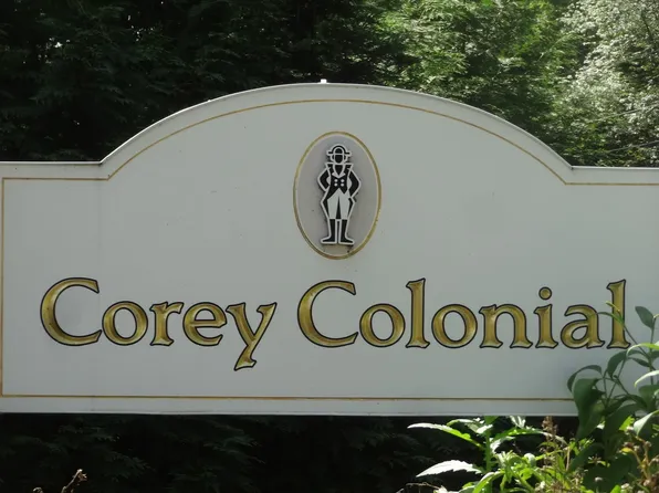 41 Corey Colonial, Agawam, MA 01001