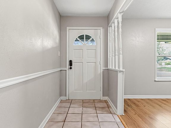 5th image of 108 Timberlane Dr