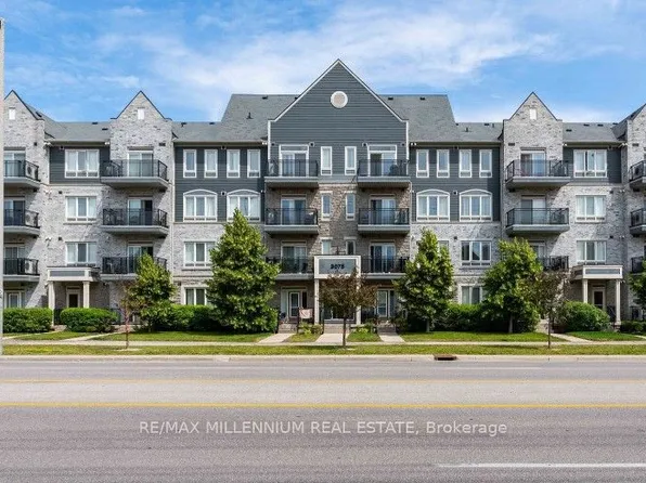 3075 Thomas St #409, Mississauga, ON L5M 0M4