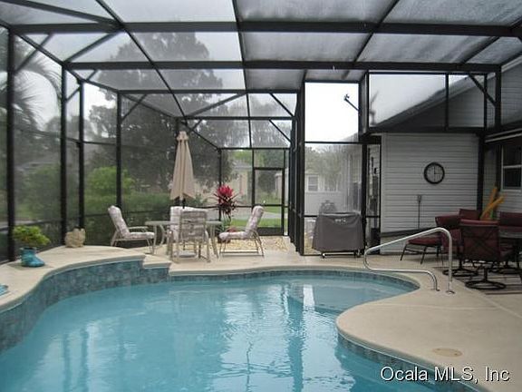 3rd image of 2124 Gerardo Ave
