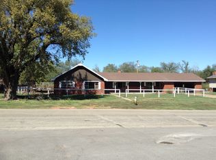 417 W Wichita Ave, Lookeba, OK 73053