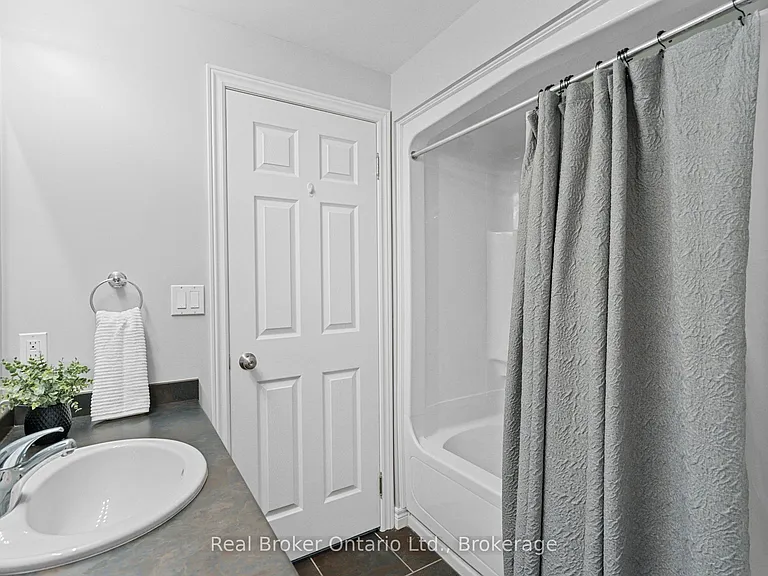 221 Millview Ct — Photo 33