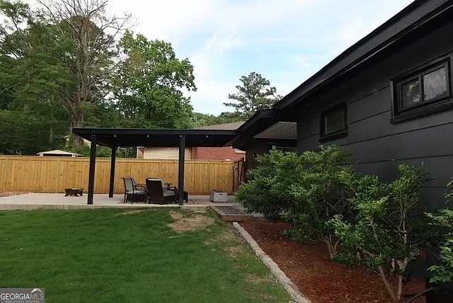 39 Willow Dr — Photo 2