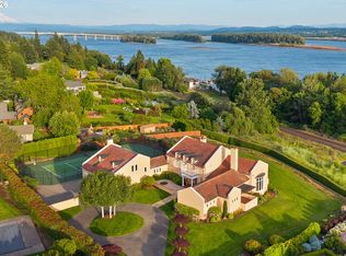 8703 SE Porter Cir, Vancouver, WA 98664