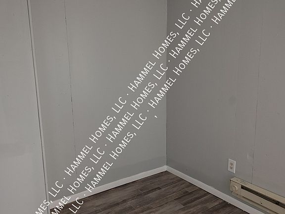 4th image of 112 1st St S #2