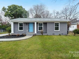4501 Knollcrest Dr, Charlotte, NC 28208