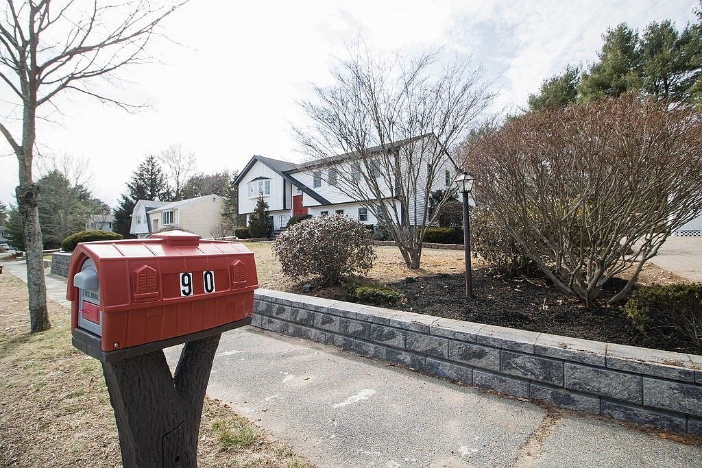 90 Joanne Rd, Stoughton, MA 02072 Zillow