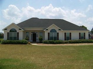 584 Simmons Rd, Warner Robins, GA 31093