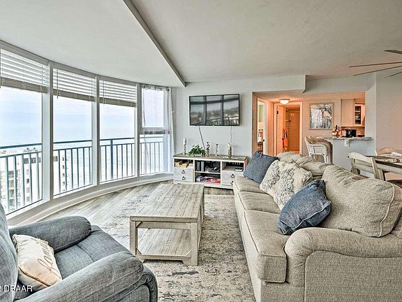 3rd image of 2625 S Atlantic Ave APT 15NW